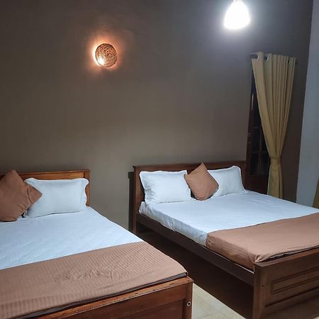 Stellar Inn Peradeniya Bagian luar foto