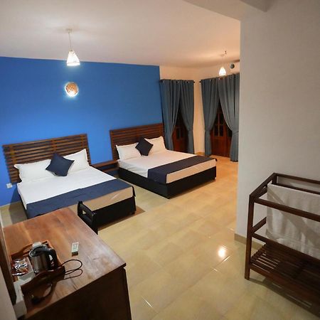 Stellar Inn Peradeniya Bagian luar foto