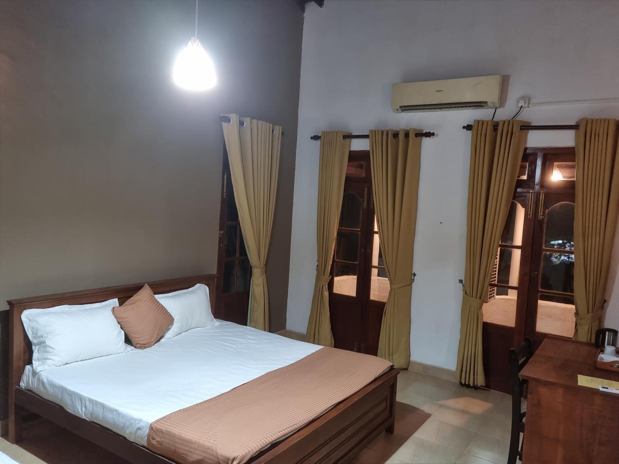 Stellar Inn Peradeniya Bagian luar foto
