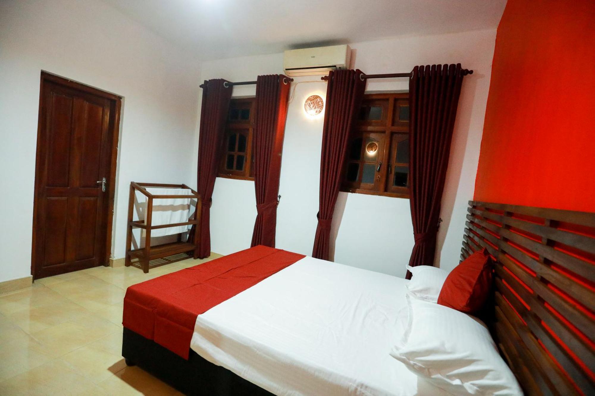Stellar Inn Peradeniya Bagian luar foto