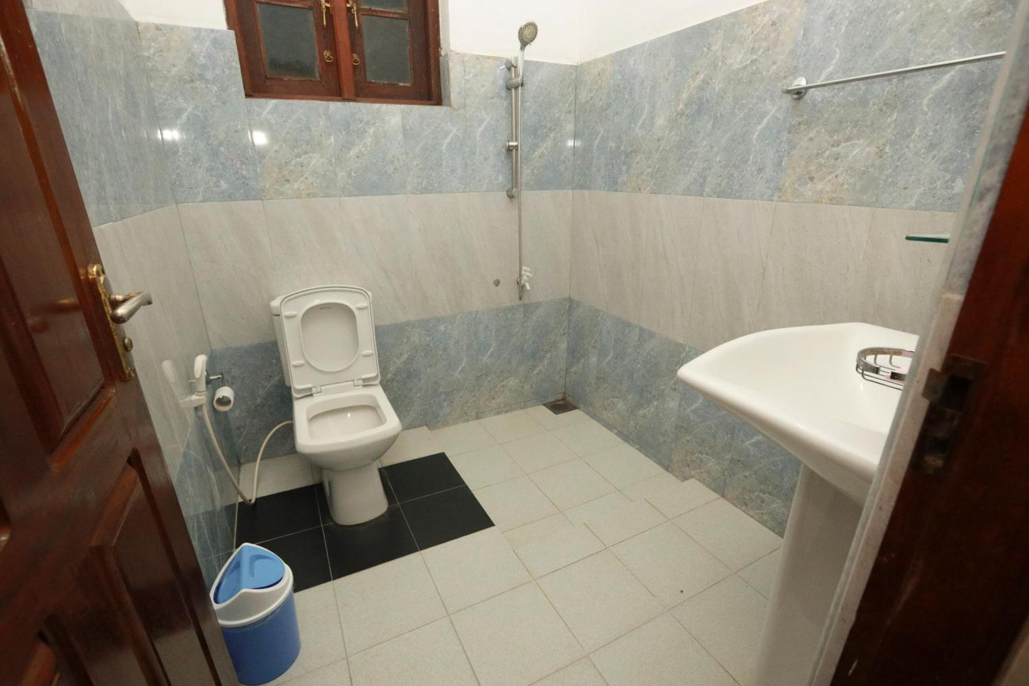 Stellar Inn Peradeniya Bagian luar foto