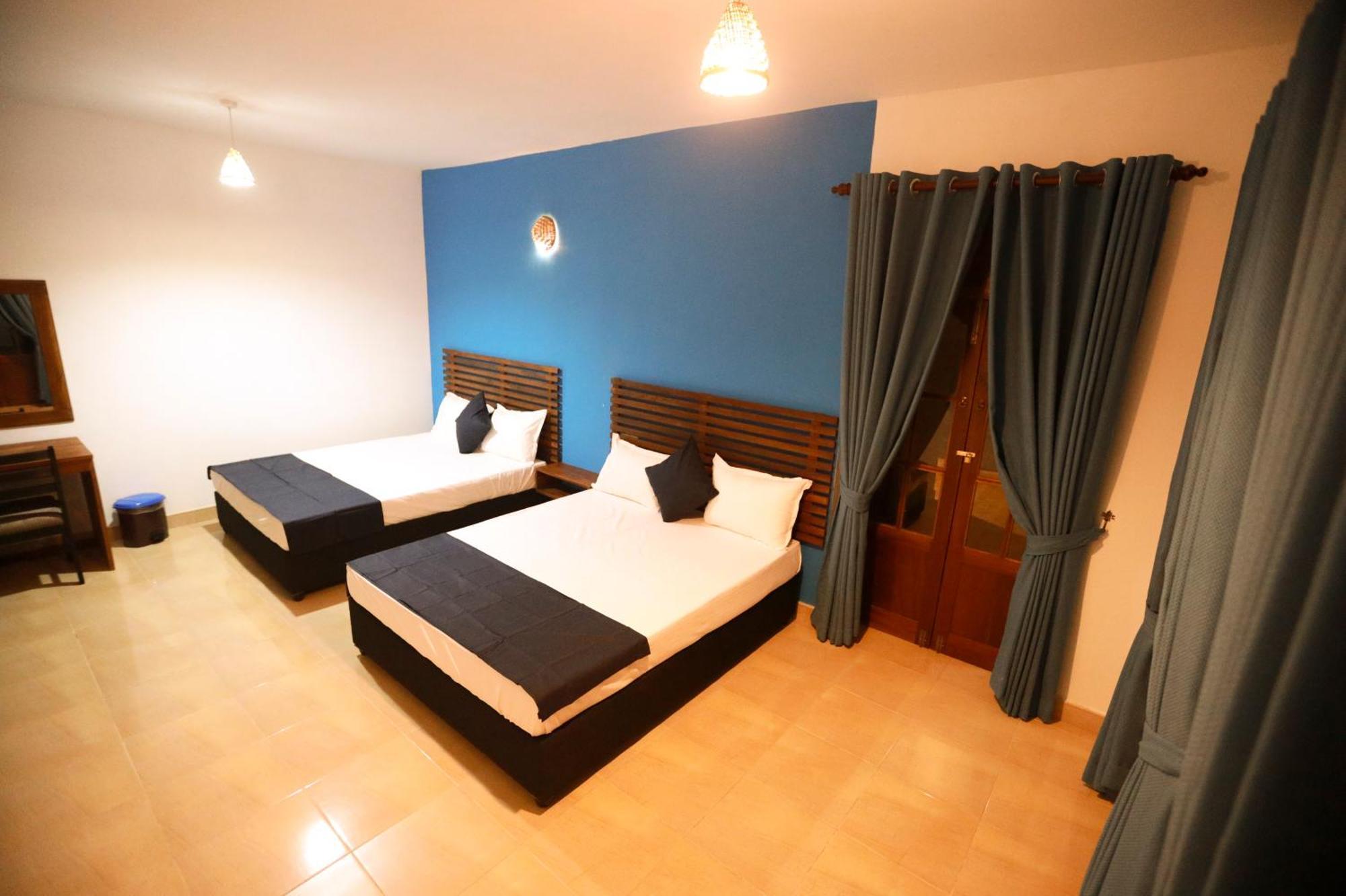 Stellar Inn Peradeniya Bagian luar foto